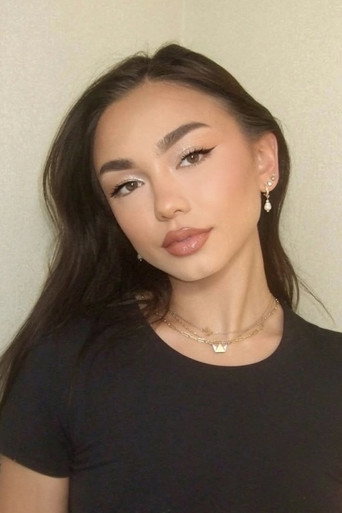 Portrait of Devyn Nekoda