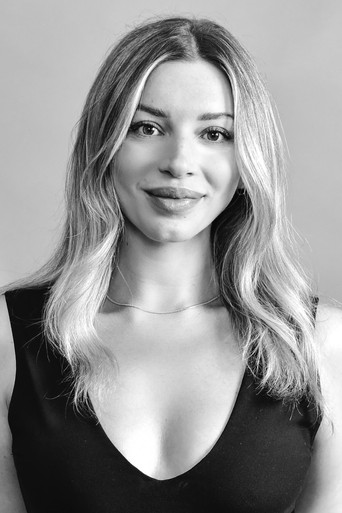 Portrait of Sarah Sarandos