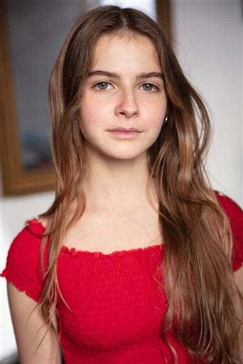 Portrait of Sarah Pachoud