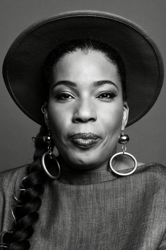 Portrait of Macy Gray