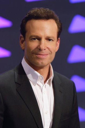 Portrait of Mark Thompson