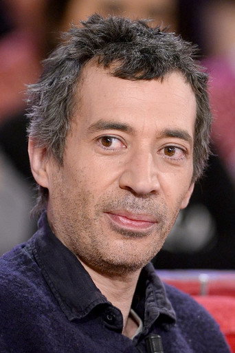 Portrait of Éric Elmosnino