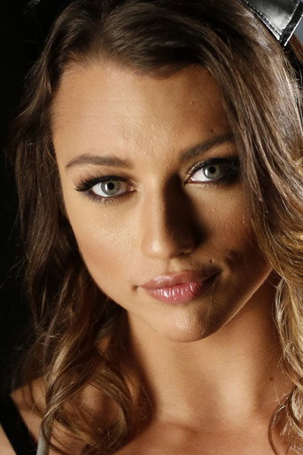 Portrait of Piper Cox