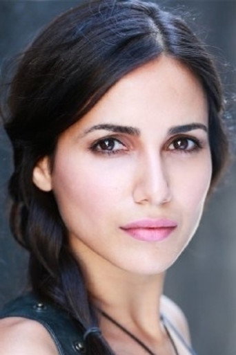 Portrait of Yasmine Aker