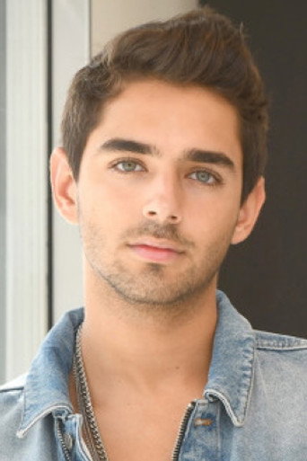 Portrait of Omer Hazan