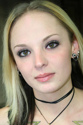 Portrait of Faye Runaway