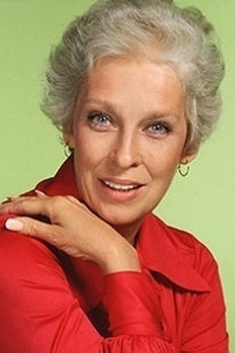 Portrait of Julianna McCarthy