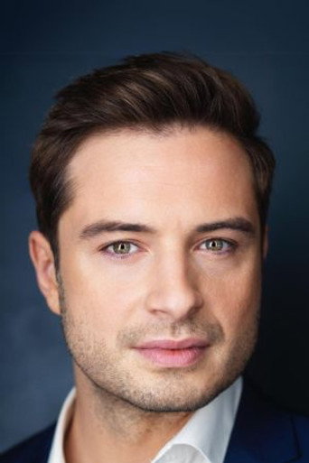 Portrait of Tom Schmitt