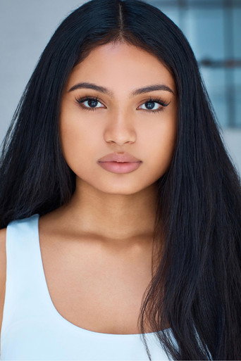 Portrait of Eliana Su'a