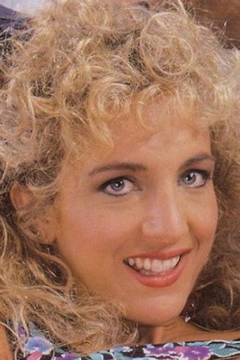 Portrait of Holly Ryder