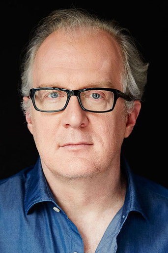 Portrait of Tracy Letts