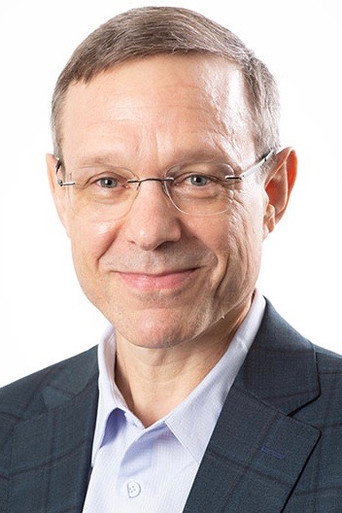 Portrait of Avi Loeb