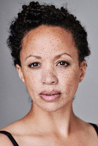 Portrait of Cat Simmons