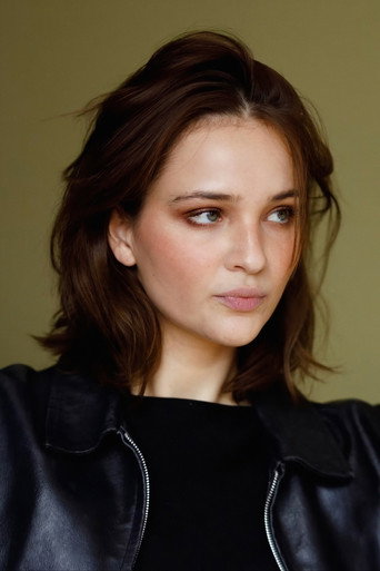 Portrait of Lisa Vicari
