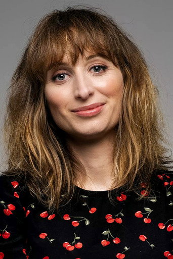 Portrait of Isy Suttie
