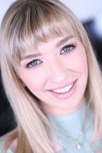Portrait of Mackenzie Moss