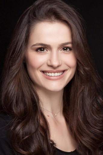 Portrait of Burcu Cavrar