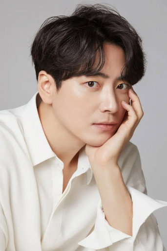 Portrait of Lee Jun-hyuk