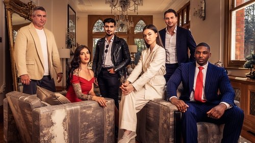 Crazy Rich Agents: Selling Dream Homes scene 2