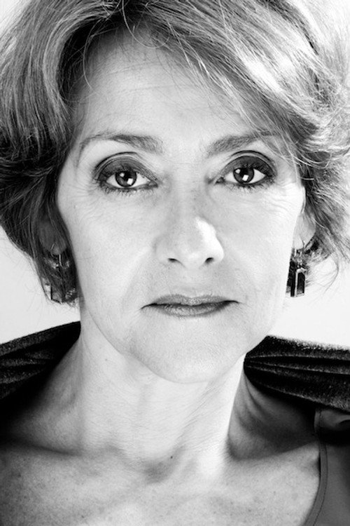Amparo Vega-León