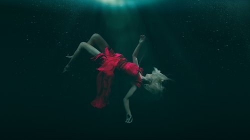 Dark Waters: Murder in the Deep scene 1