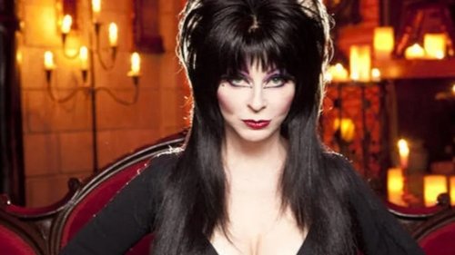 Elvira's Movie Macabre scene 2