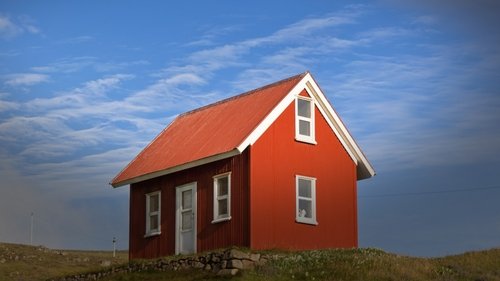 Tiny House Hunters scene 4