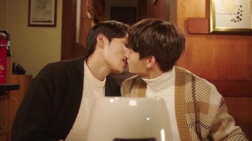 Bon Appetit scene 4