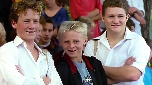Round the Twist scene 5