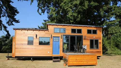 Tiny House Hunters scene 3