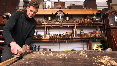 Salvage Hunters: The Restorers scene 1