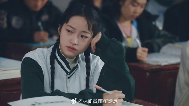 Backdrop image for movie 2012