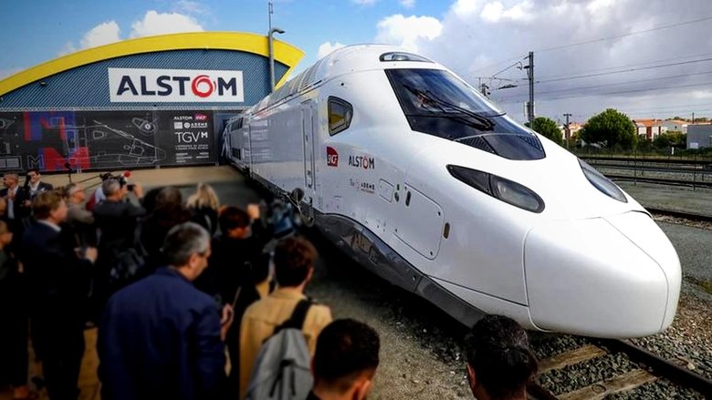 Backdrop image for movie TGV, génie français du rail