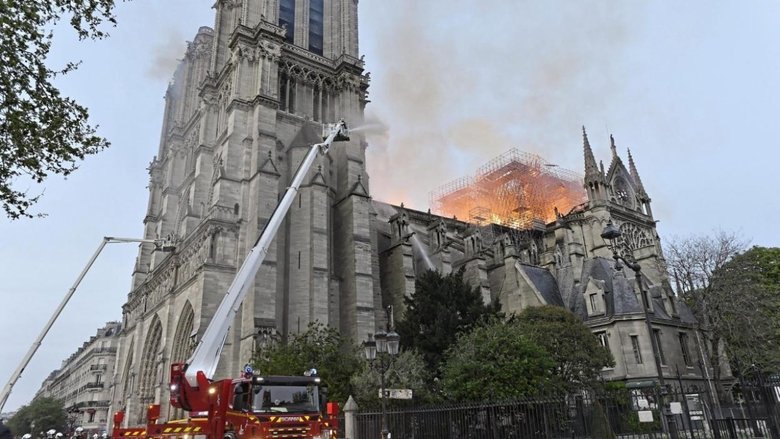 Backdrop image for movie La bataille de Notre-Dame