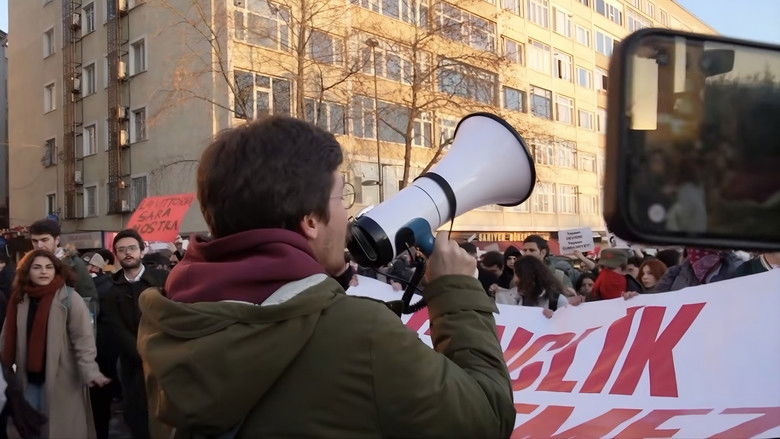 Backdrop image for movie 19 Mart: Bir Kuşağın Hikayesi