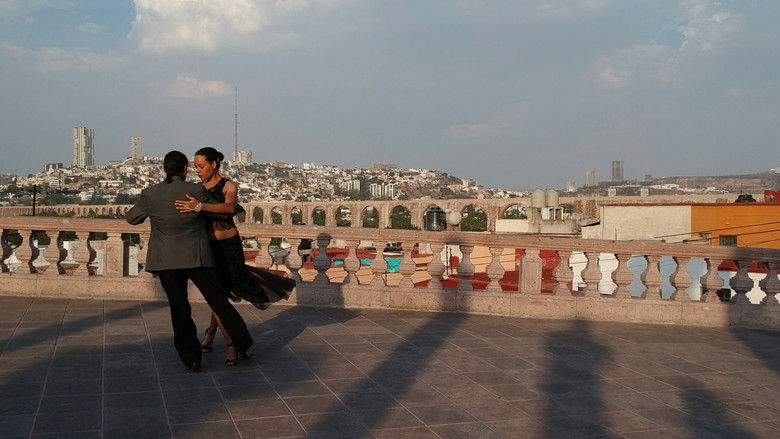 Backdrop image for movie Baile de abrazo