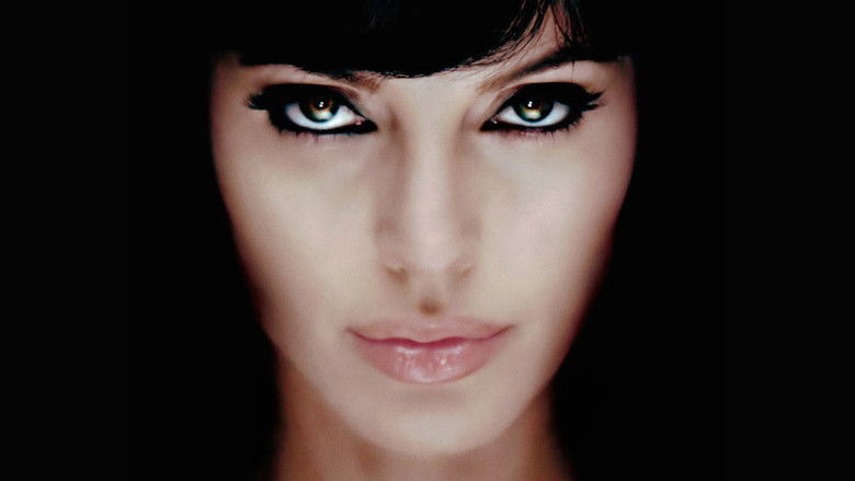 Backdrop image for movie Salt