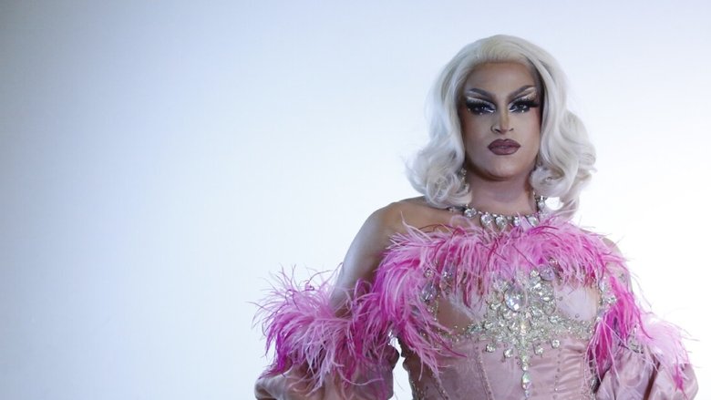 Backdrop image for movie Drag Queens em Cena: A Expressão de Almas Artísticas