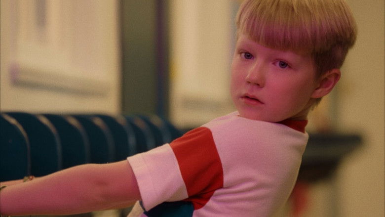 Backdrop image for movie The Left Hand