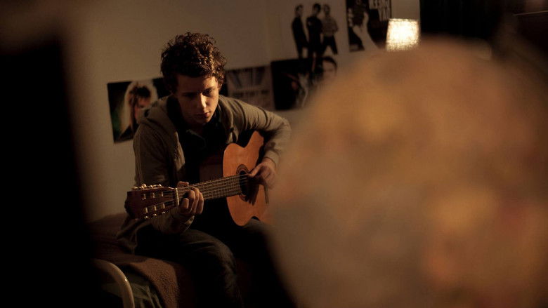 Backdrop image for movie Coming Out