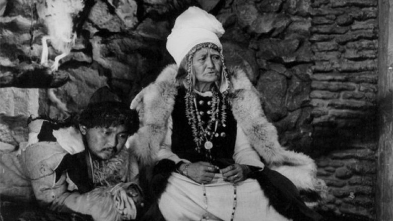 Backdrop image for movie The Descent of the White Leopard
