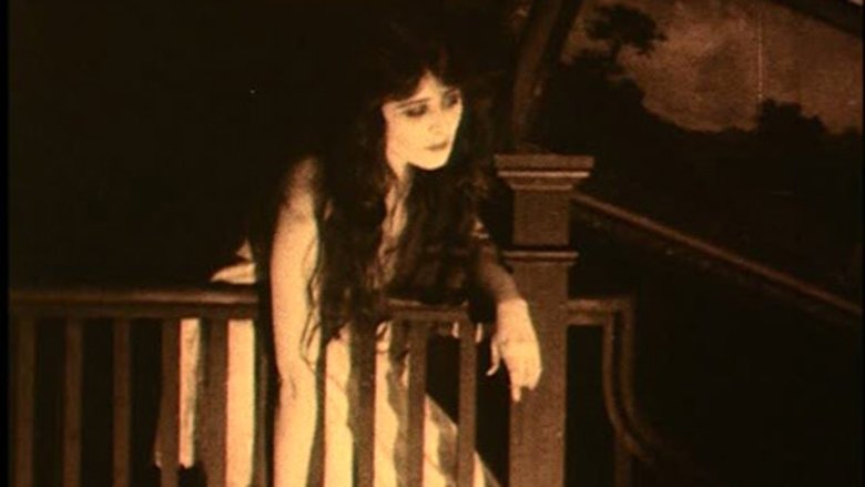 Backdrop image for movie A Fool There Was