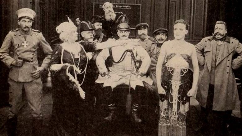 Backdrop image for movie Yankee Doodle in Berlin