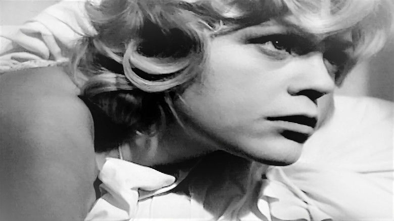 Backdrop image for movie The Serpent