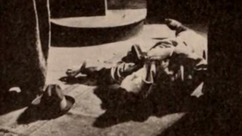 Backdrop image for movie Chains of Evidence