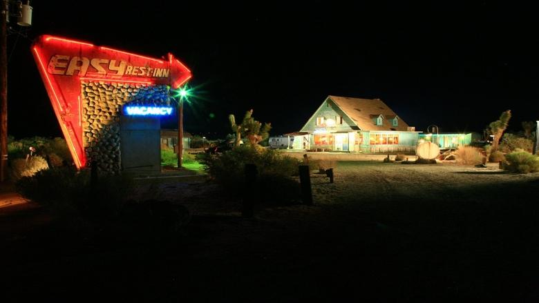 Backdrop image for movie No Man's Land: The Rise of Reeker