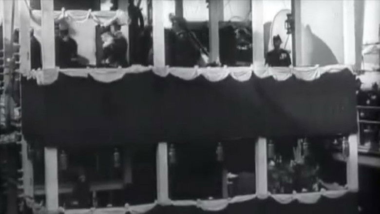 Backdrop image for movie Cherbourg: Entrée des souverains russes et du président de la République sous le hall