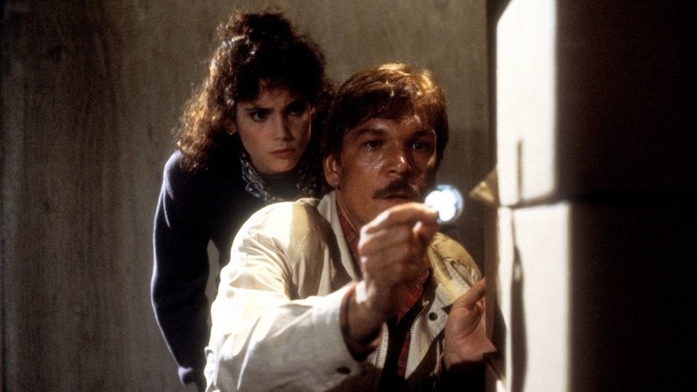 Backdrop image for movie Halloween III: Season of the Witch