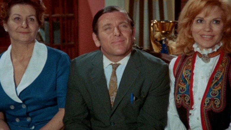 Backdrop image for movie Volunteer in Eros