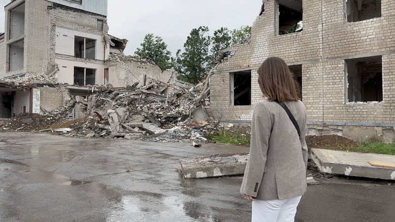 Backdrop image for movie The Architects of Hope: The First Steps in Rebuilding Ukraine